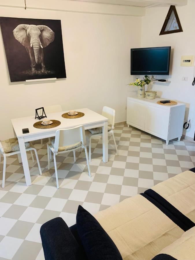 Wonderful Apartment In Old Alghero Buitenkant foto